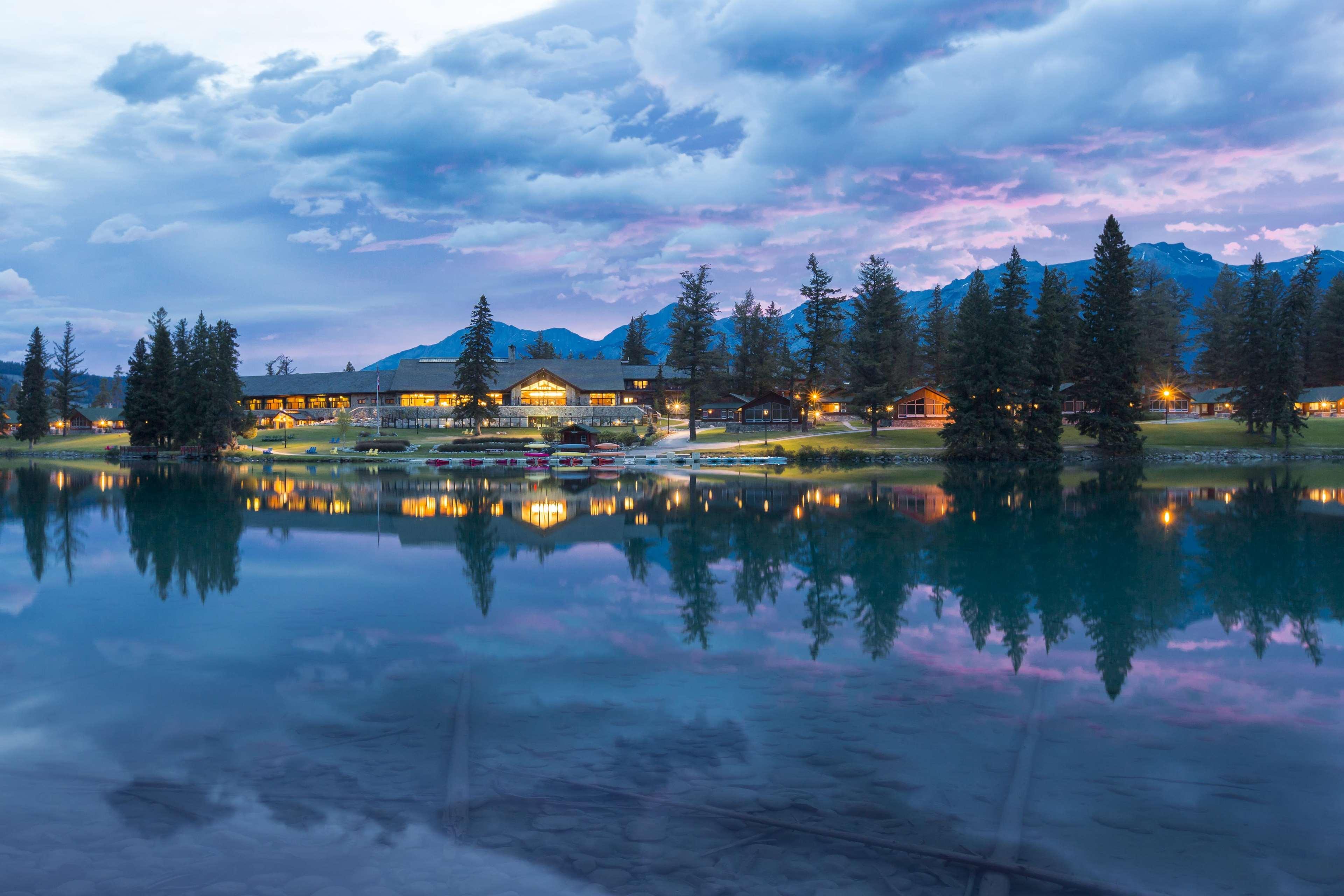 Fairmont Jasper Park Lodge Eksteriør bilde