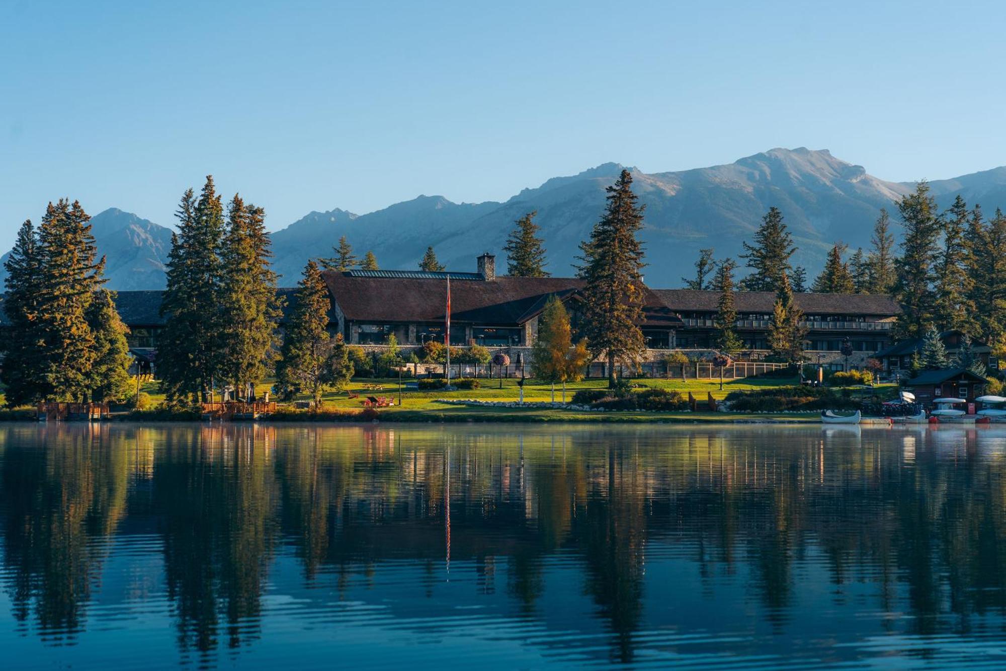 Fairmont Jasper Park Lodge Eksteriør bilde